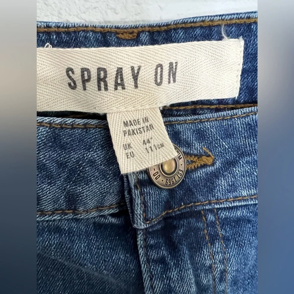 SPRAY-ON PREMIUM FIT JEANS -BLUE Size UK 44 EU 111cm.